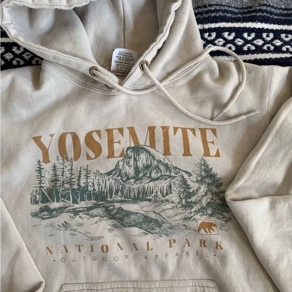 Prairie Mountain Yosemite National Park Hoodie Size Small - Picture 2 of 5